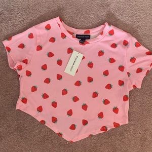 Strawberry Cropped Tee